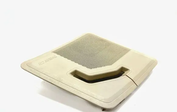 Volvo XC90 Seat belt trim 8641273