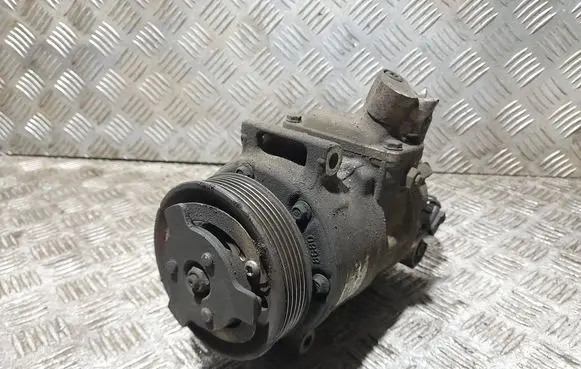 Volkswagen Caddy Air conditioning (A/C) compressor (pump) 1k0820859f