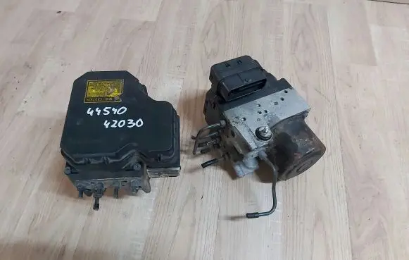 Toyota RAV 4 (XA30) Master brake cylinder 44540-42030