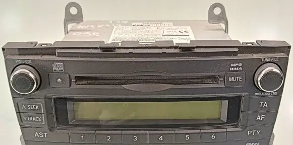 Toyota Avensis T270 Trunk lid opening control unit 
