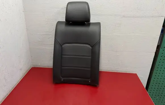 Volkswagen PASSAT B8 USA Rear seat