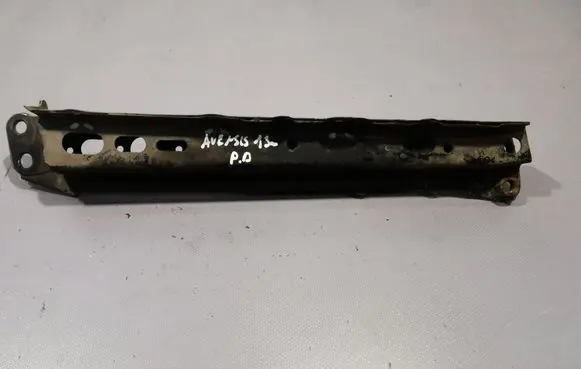 Toyota Avensis T270 Front subframe