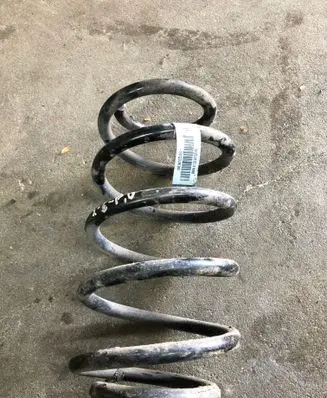 BMW X5 E53 Front coil spring 313336750336