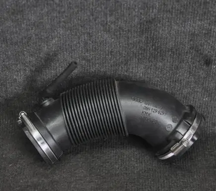 Audi A5 8T 8F Air intake hose/pipe 06H129629F