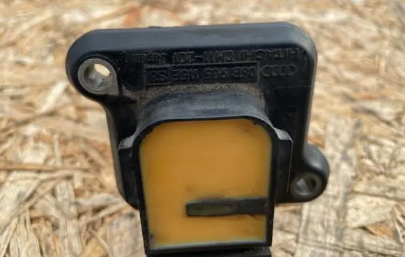 Audi TT Mk1 High voltage ignition coil 06B905115E