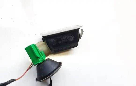 Ford Grand C-MAX Number plate light 6M2A13550AC