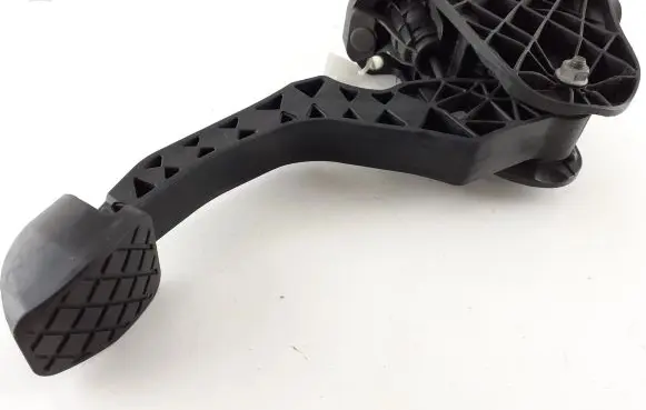 Skoda Octavia Mk2 (1Z) Clutch pedal 1K1721059EG