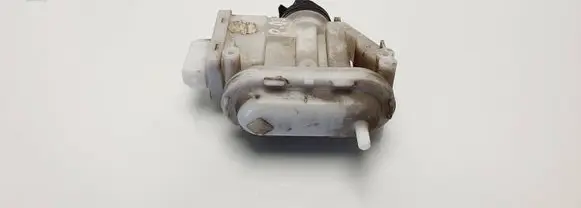 Volkswagen PASSAT B3 Central locking motor 357862153C