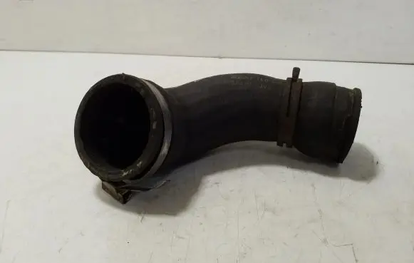 Intercooler hose/pipe