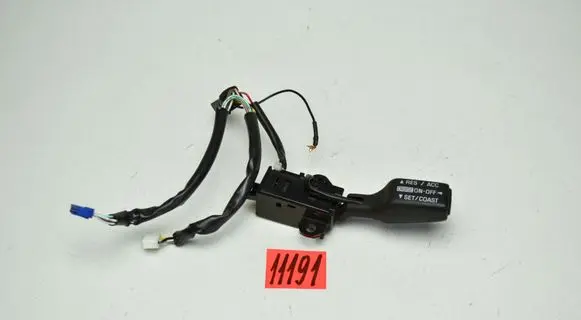 Toyota Avensis T250 Steering wheel buttons/switches 1K0906093D