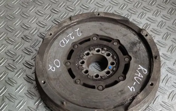 Toyota RAV 4 (XA30) Dual mass flywheel 134500R010