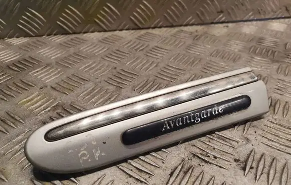Mercedes-Benz C W203 Fender grill 2036904762