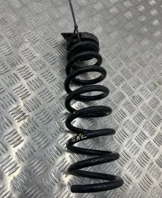 KIA Sportage Rear coil spring 55330R2CA0