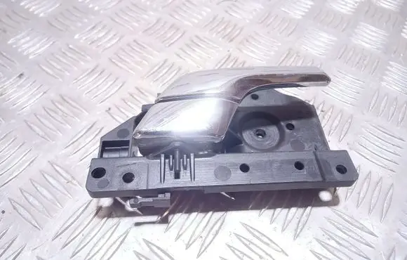 Jaguar XF X250 Rear door interior handle 8X2322600