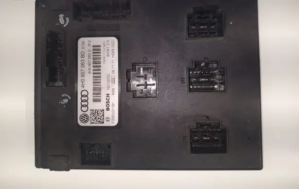Volkswagen Touareg II Comfort/convenience module 4H0907063BD 15012002