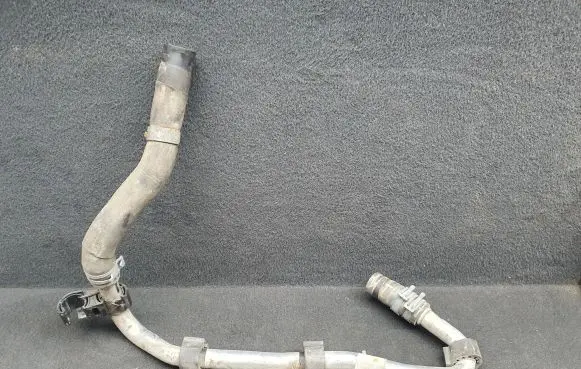 Audi Q7 4L Engine coolant pipe/hose 7L0819888K 7L0815985 7L0815983B