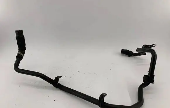Audi Q7 4L Engine coolant pipe/hose 