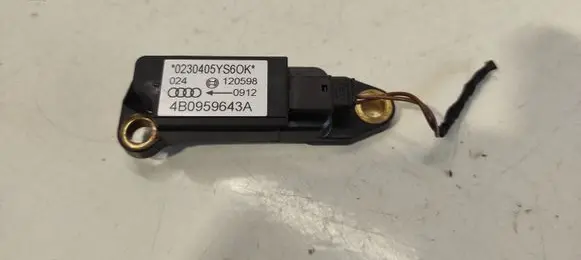 Audi A6 S6 C5 4B Airbag deployment crash/impact sensor 4B0959643A 120598 0230405YS60K