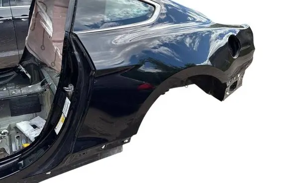 Ford Mustang VI Rear quarter panel