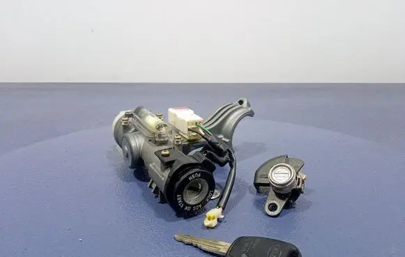 KIA Rio Ignition lock 