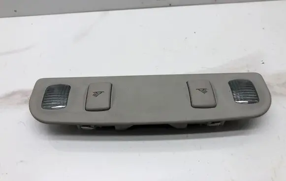Audi A4 S4 B7 8E 8H Rear seat light 8E0947111A