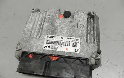 Opel Vectra C Engine control unit/module 55566276 55205627