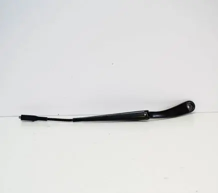 Mercedes-Benz CLA C117 X117 W117 Windshield/front glass wiper blade A1768200344