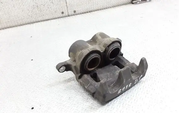 Lexus NX Front brake caliper 