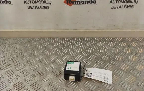 Toyota Corolla Verso E121 Door control unit/module 8974113040 2513000100