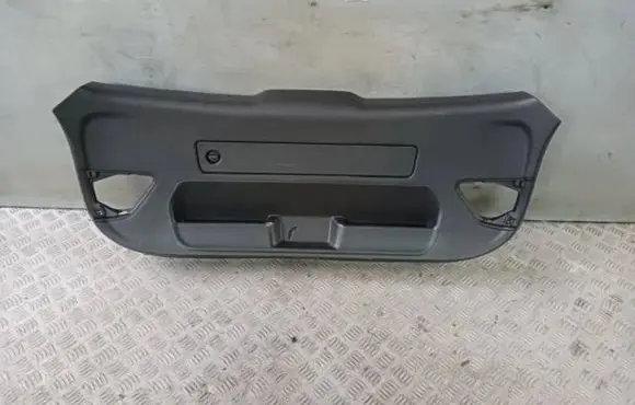 Audi A1 Tailgate trim 8X3867979 106420