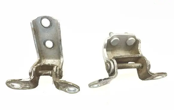Toyota Corolla E120 E130 Rear door hinge set 