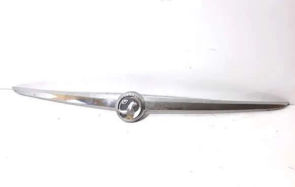 Opel Insignia A Tailgate trim 1324438813244389