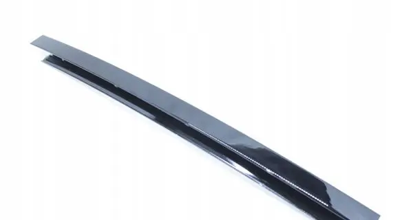 BMW X6M G06 F96 Rear door windshield rail 7429411