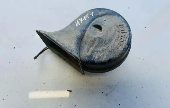 Volkswagen PASSAT B4 Horn signal e200884