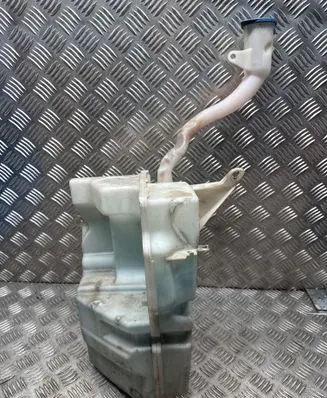 Windshield washer fluid reservoir/tank