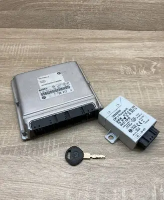 Engine ECU kit and lock set