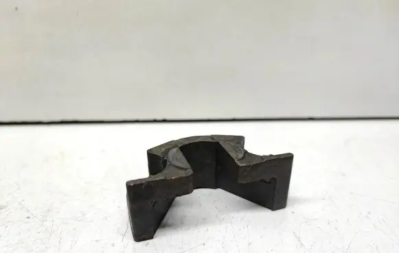 Fuel Injector clamp holder