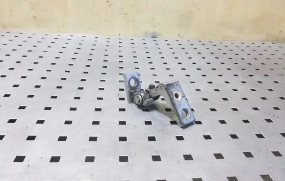 Audi A6 S6 C5 4B Front door upper hinge