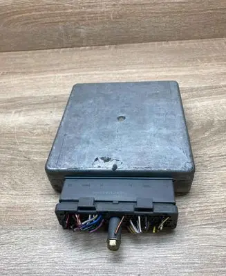 Ford Escort Engine control unit/module ECU 96AB12A650HD DPC510 WITHPLUG