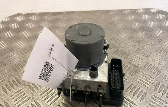 Jaguar XE ABS Pump HX7314F447AF