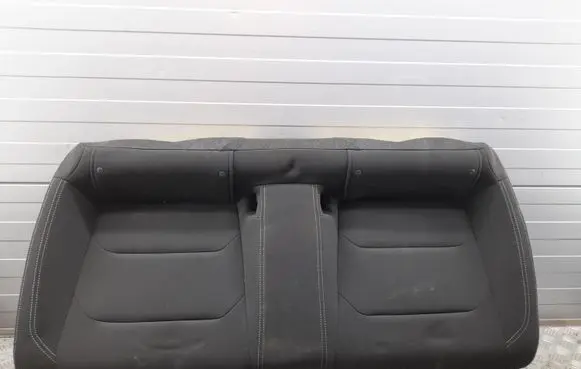 Ford Mustang VI Rear seat 