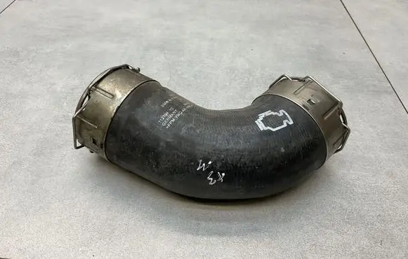 BMW X3M F97 Intercooler hose/pipe 8054843