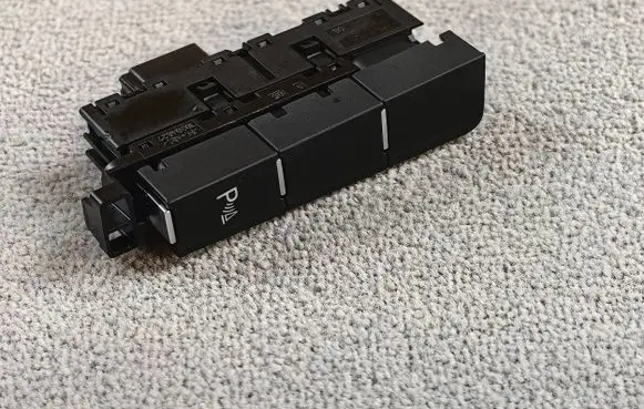 Volkswagen Golf VII Parking (PDC) sensor switch 5G1927238E