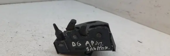 Loading door lock