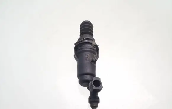 Peugeot 406 Clutch slave cylinder 