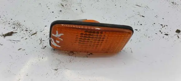 Nissan X-Trail T30 Front fender indicator light NOCODE