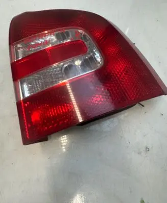 Skoda Octavia Mk2 (1Z) Rear/tail lights 1Z9945096