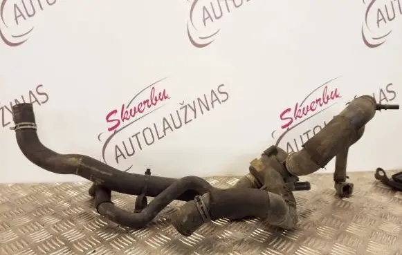 Land Rover Range Rover Sport L320 Thermostat AH228575AE