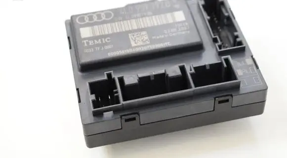 Audi Q7 4L Door control unit/module 4L0959792B 4L0910793B
