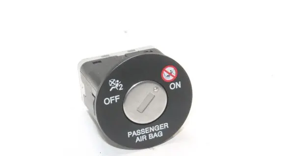 Hyundai i40 Passenger airbag on/off switch 